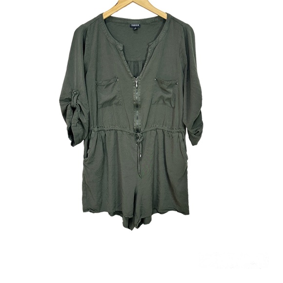 Torrid Army Green Drawstring Waist Roll Sleeve Military Romper Womens Plus Sz 1X - Picture 2 of 6